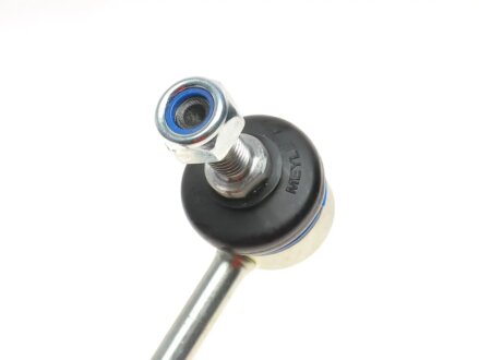 Стійка (тяга) стабілізатора передня meyle 28160600035