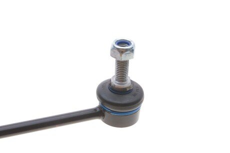 Стойка (тяга) стабилизатора передняя meyle 30160600073