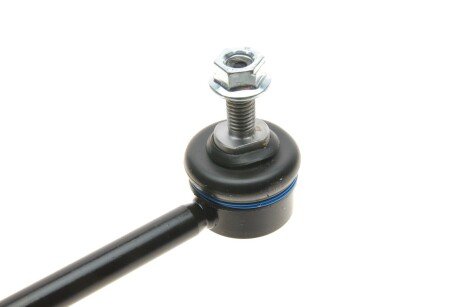 Стойка (тяга) стабилизатора передняя meyle 70160600000HD