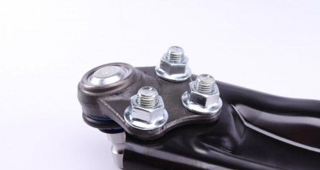 Важіль передньої підвіски meyle 16160500075