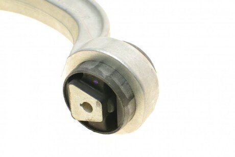 Важіль підвіски передній meyle 1160500128HD