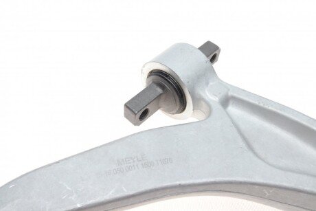 Важіль підвіски передній meyle 15160500011