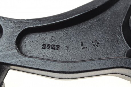 Важіль підвіски передній meyle 16160500027