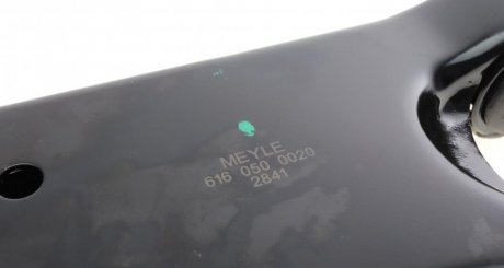 Важіль підвіски передній meyle 6160500020