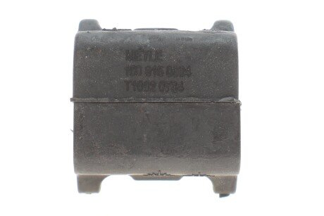 Втулка (резинка) переднего стабилизатора meyle 1006150004