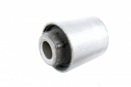 Сайлентблок важіля заднього mitsubishi (Корея/Япония) MN100110