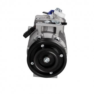 Компрессор новый VW Audi A4 A6 05- msg AC0103
