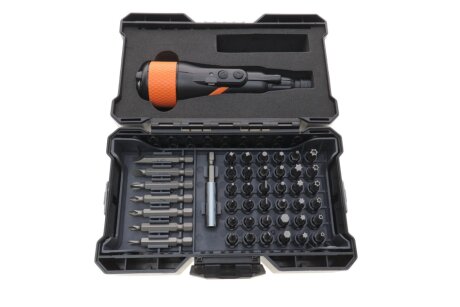 Акумуляторна викрутка micro-USB 3,6 neo tools 04200