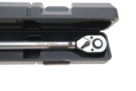 Ключ динамометричний neo tools 08828