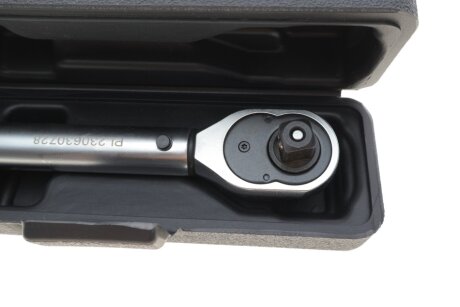 Ключ динамометричний neo tools 08828