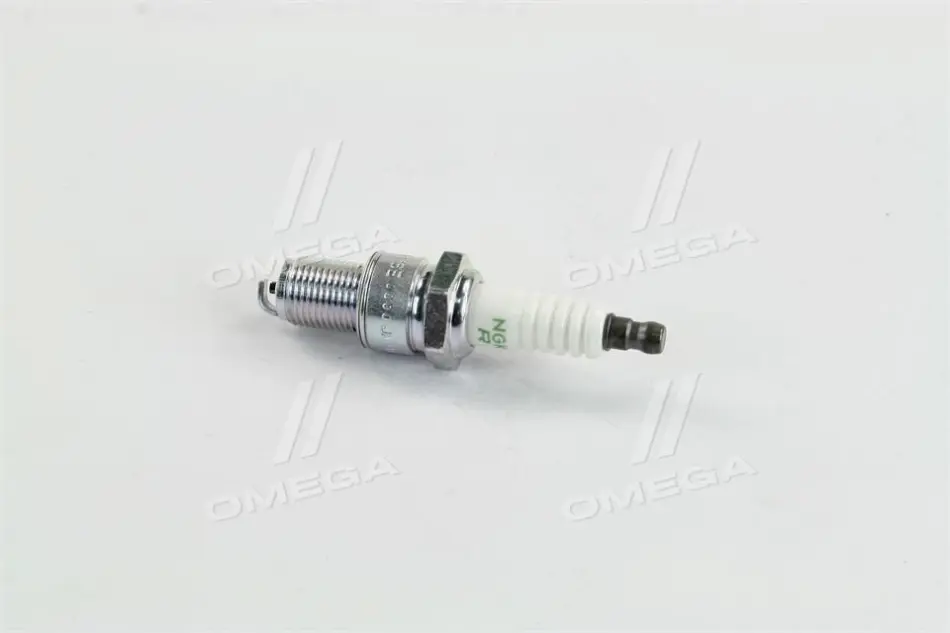 Свеча зажигания HYUNDAI, LANTRA, SANTA FE, SONATA 2.0, 2.4 16V (пр-во) NGK BPR6E11