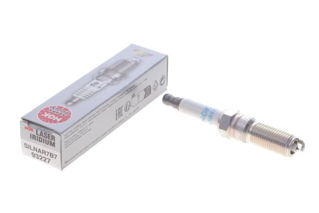 Свеча зажигания иридиевая ngk 93227