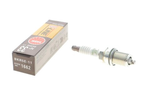 Свеча зажигания ngk 1662