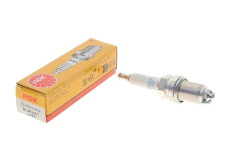 Свічка запалювання ngk 2197