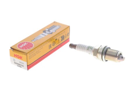 Свеча зажигания ngk 2249
