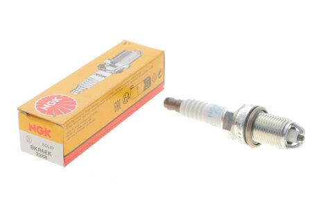 Свічка запалювання ngk 2288
