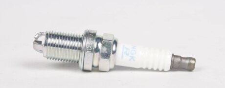 Свічка запалювання ngk 2397