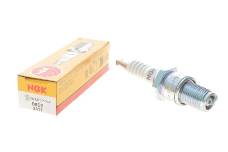 Свеча зажигания ngk 2411