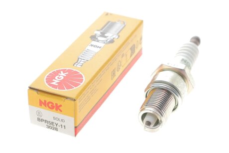 Свічка запалювання ngk 3028