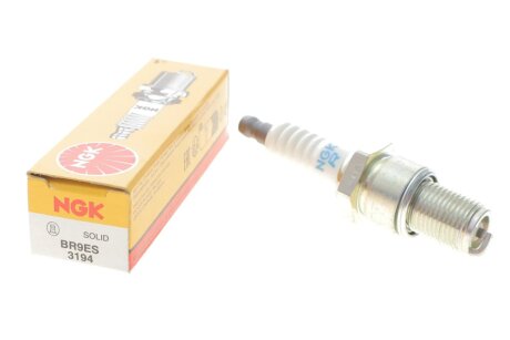 Свеча зажигания ngk 3194