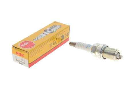 Свеча зажигания ngk 3330