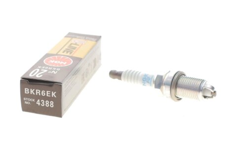 Свічка запалювання ngk 4388