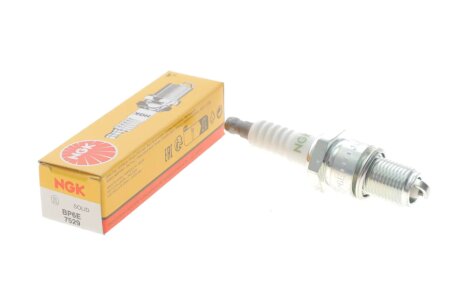 Свічка запалювання ngk 7529
