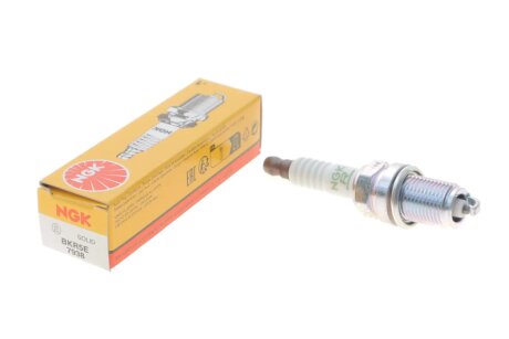 Свічка запалювання ngk 7938