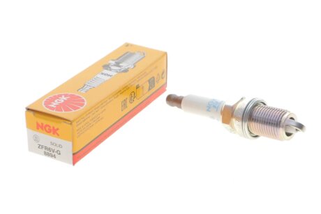 Свеча зажигания ngk 8894