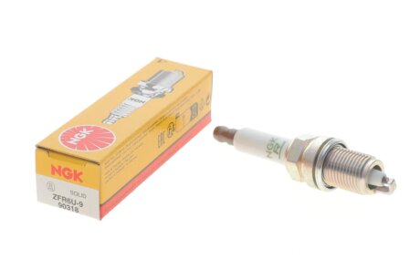 Свічка запалювання ngk 90318