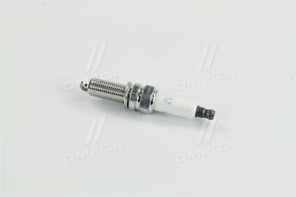 Свічка запалювання DB C W203/204, E W211/212, Sprinter/E200/E450/E500 05.02- NGK PLKR7B8E