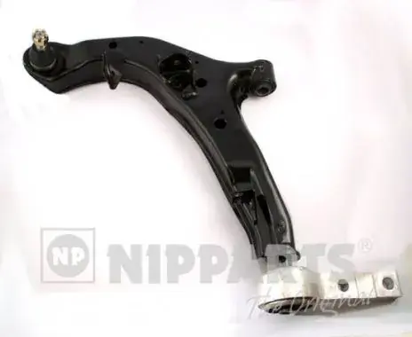 Рычаг передней подвески nipparts J4901030