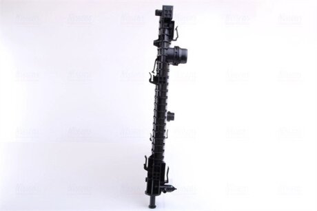 Радиатор охлаждения двигателя nissens 606681