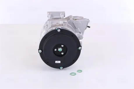 Компресор кондиціонера nissens 890876 Тойота Хайлендер