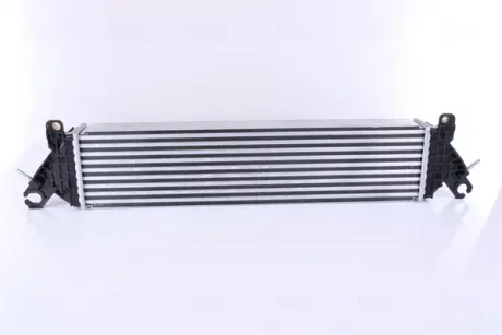 Радіатор інтеркулера Nissens 961545