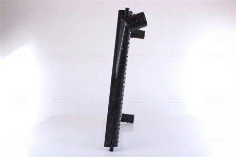 Радиатор интеркулера nissens 96136