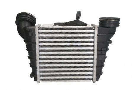 Радіатор інтеркулера nissens 96773