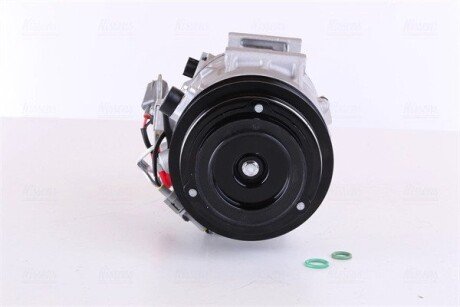 Компресор кондиціонера First Fit nissens 890804 на Тойота Рав-4