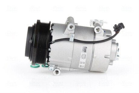 Компресор кондиціонера nissens 890090
