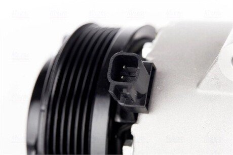 Компресор кондиціонера nissens 890321