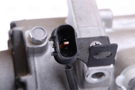 Компресор кондицiонера nissens 890425