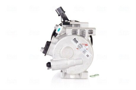 Компресор кондицiонера nissens 890562