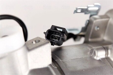 Компресор кондицiонера nissens 890653