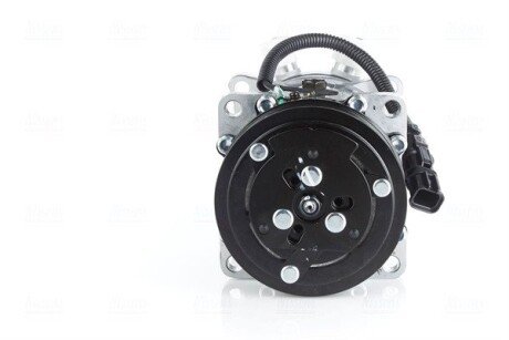 Компрессор кондиционера MAN TG-S (07-) |MAN TG-A (02-) |MAN TG-X (07-) nissens 89139