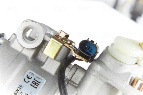 Компрессор кондиционера MERCEDES C, E, SLK-CLASS, SPRINTER W 906 nissens 89039