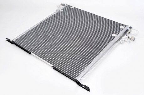 Конденсатор кондиционера MERCEDES VITO I W 638 (96-) nissens 94226