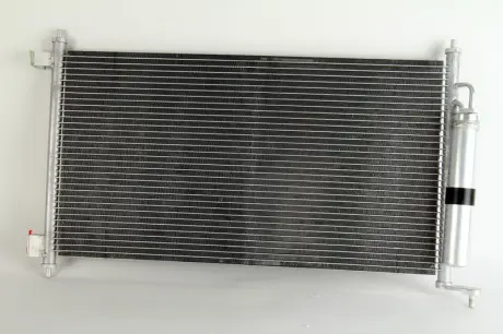 Конденсатор кондиционера NISSAN JUKE/ MICRA/ TIIDA (пр-во) nissens 94621 Ниссан Жук