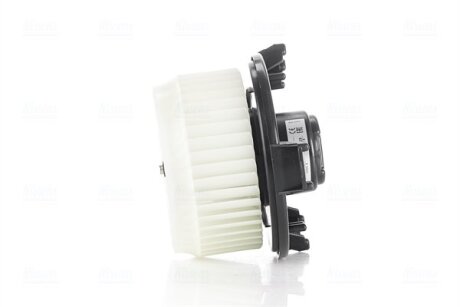 Моторчик (вентилятор) пічки nissens 87723