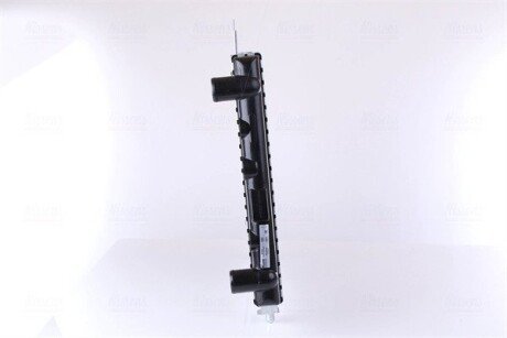 Радиатор охлаждения двигателя nissens 63561