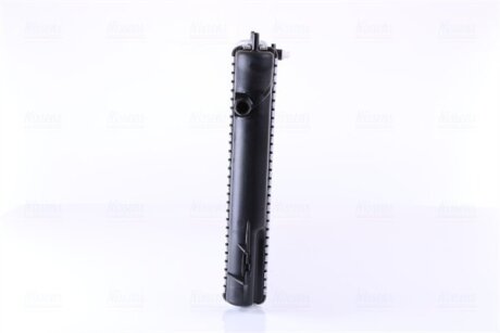 Радиатор интеркулера nissens 606529